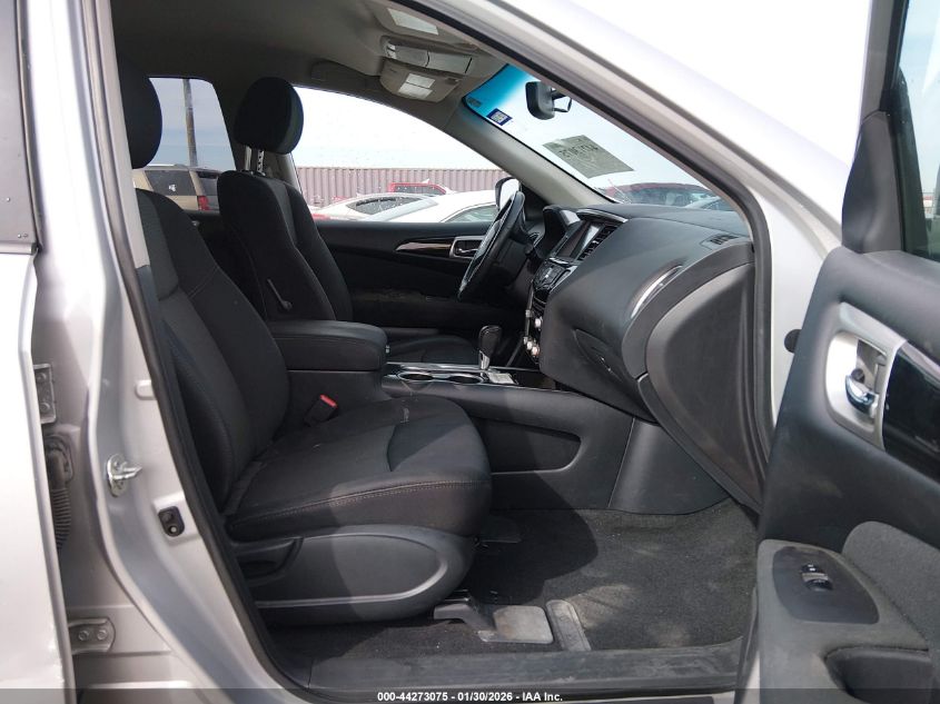 2017 Nissan Pathfinder Sv