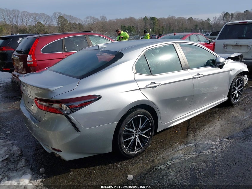 2022 Toyota Camry Se