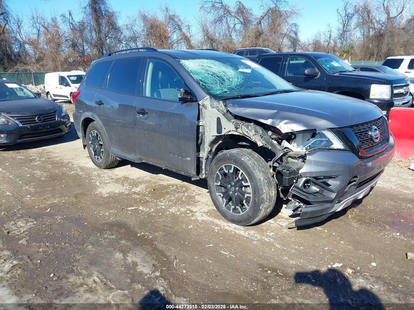 2019 Nissan Pathfinder Sv