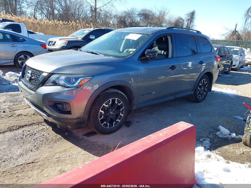 2019 Nissan Pathfinder Sv