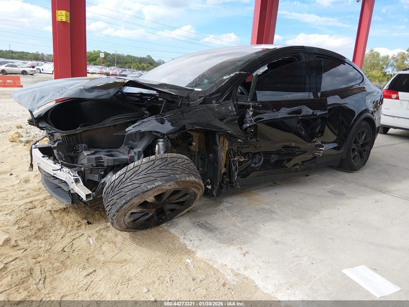 2023 Tesla Model X Dual Motor All-Wheel Drive/Standard Range