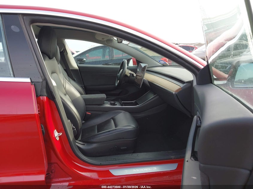 2018 Tesla Model 3 Long Range/Performance