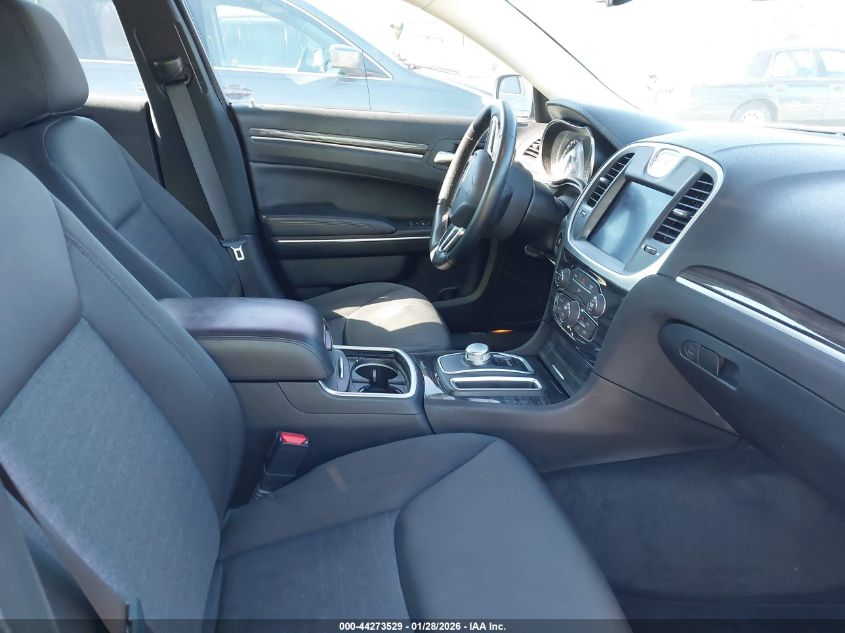 2018 Chrysler 300 Touring