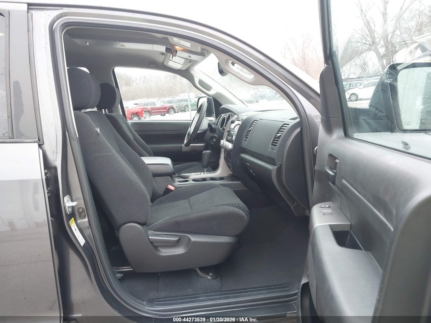 2013 Toyota Tundra Grade 5.7L V8