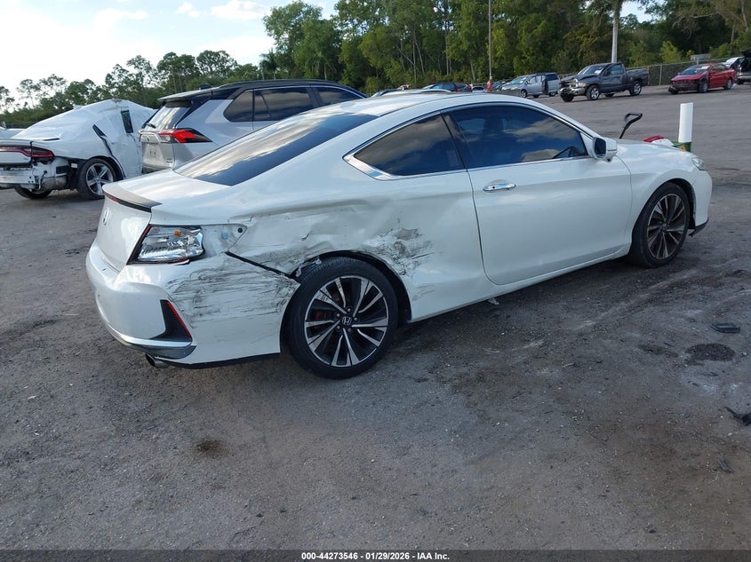 2017 HONDA ACCORD auction photo 4