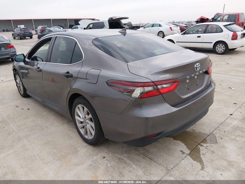 2021 Toyota Camry Le