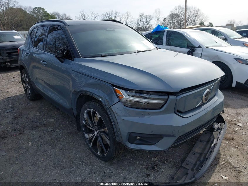 2022 Volvo Xc40 Recharge Pure Electric P8 Twin Plus