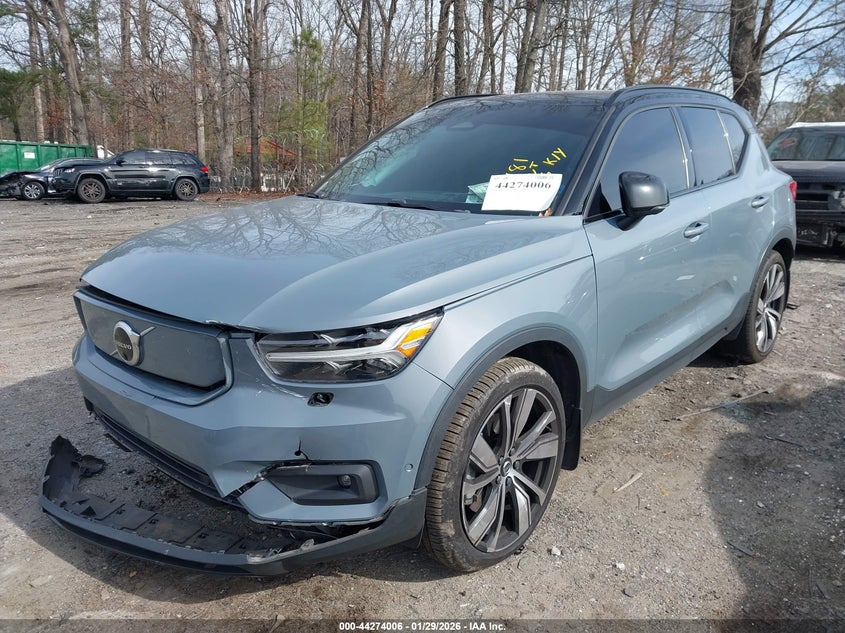 2022 Volvo Xc40 Recharge Pure Electric P8 Twin Plus