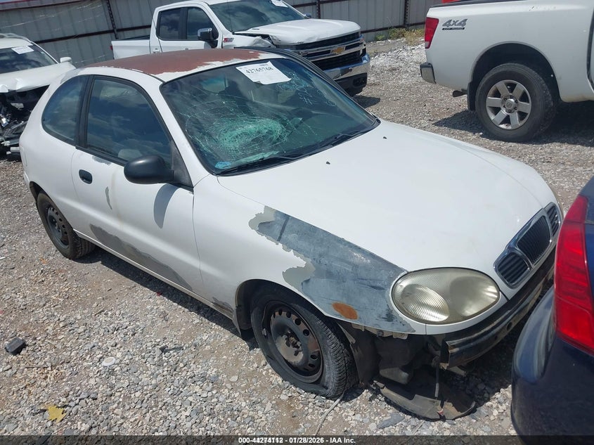 KLATA2269YB570271 DAEWOO LANOS Photo 1