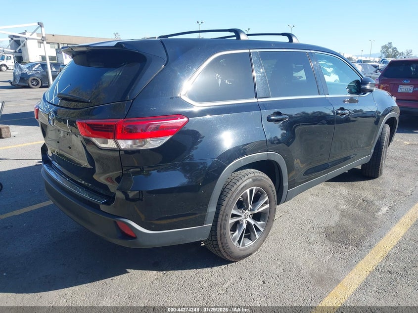 2019 Toyota Highlander Le