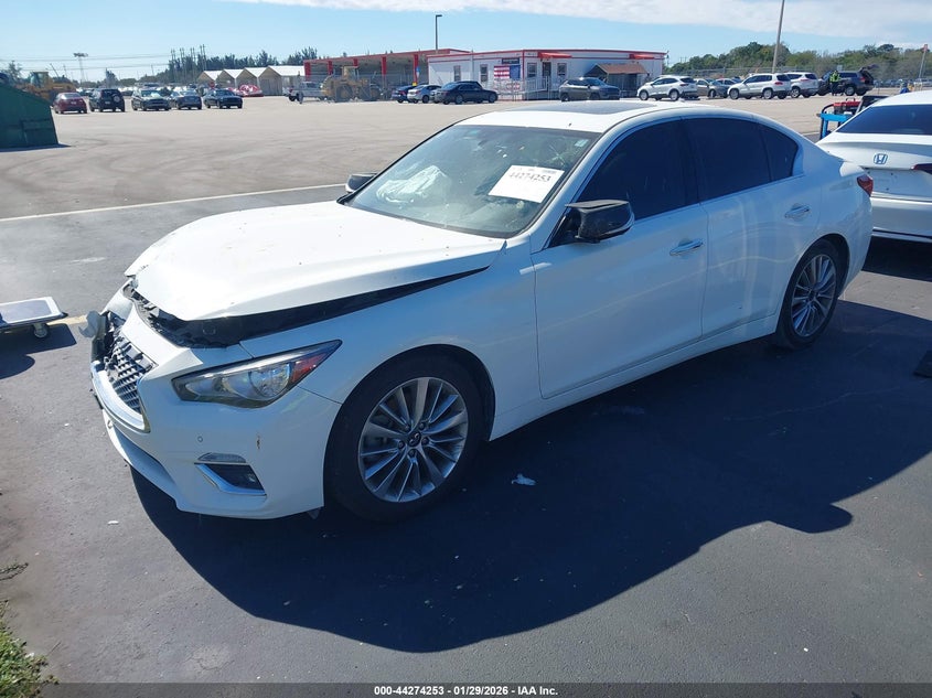 2021 Infiniti Q50 Luxe