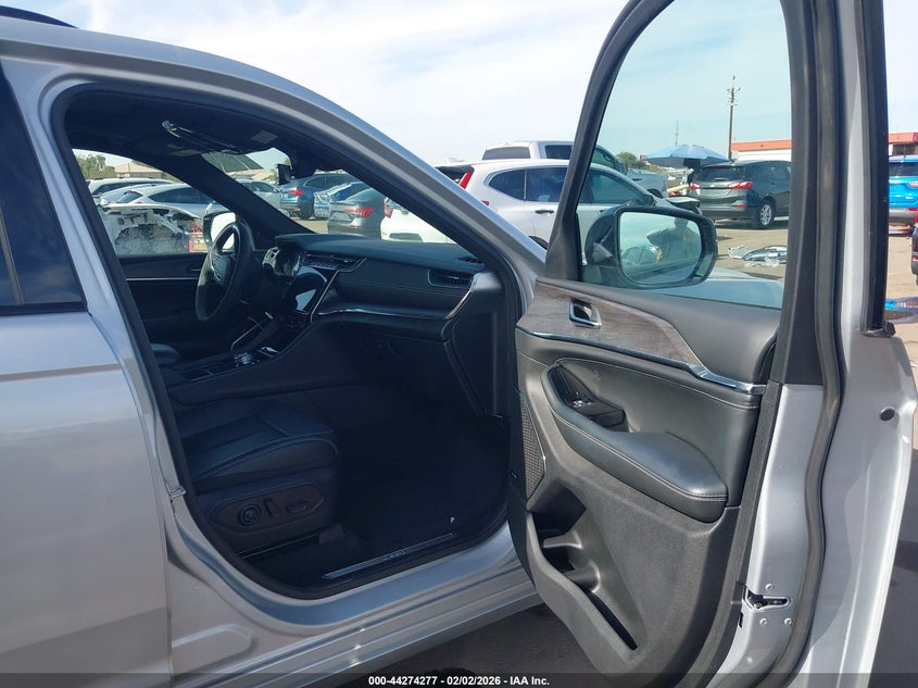 2024 Jeep Grand Cherokee Overland 4X4