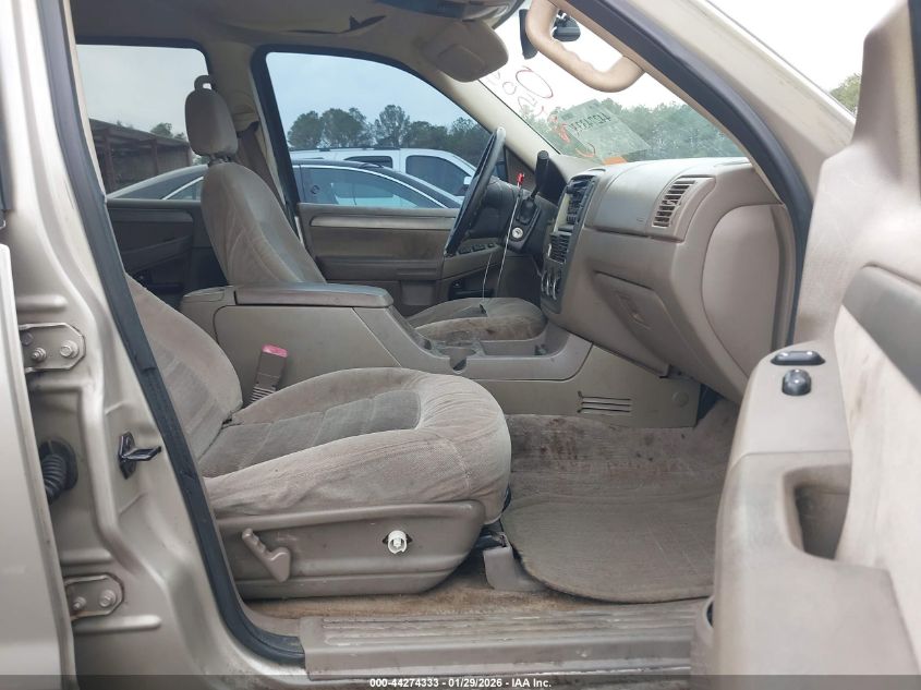 2004 Ford Explorer Xlt