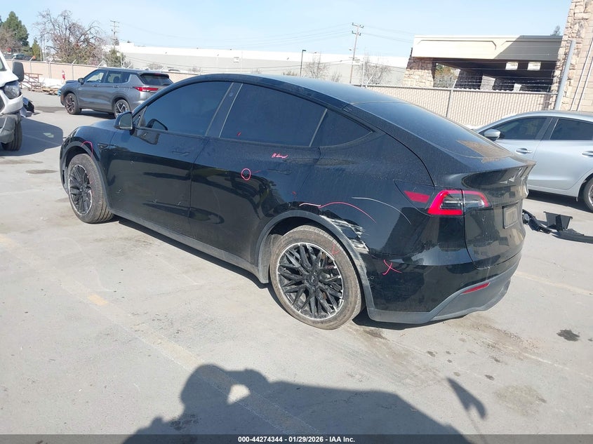 2021 Tesla Model Y Standard Range Rear-Wheel Drive