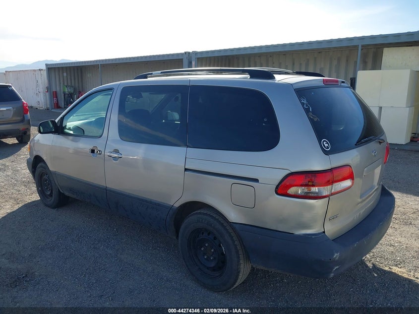 2002 Toyota Sienna Ce