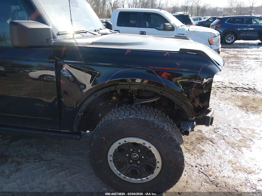 2021 Ford Bronco 2.7 Black Diamond black Lot 111044274559 Vin 1FMDE5CP4MLB04872