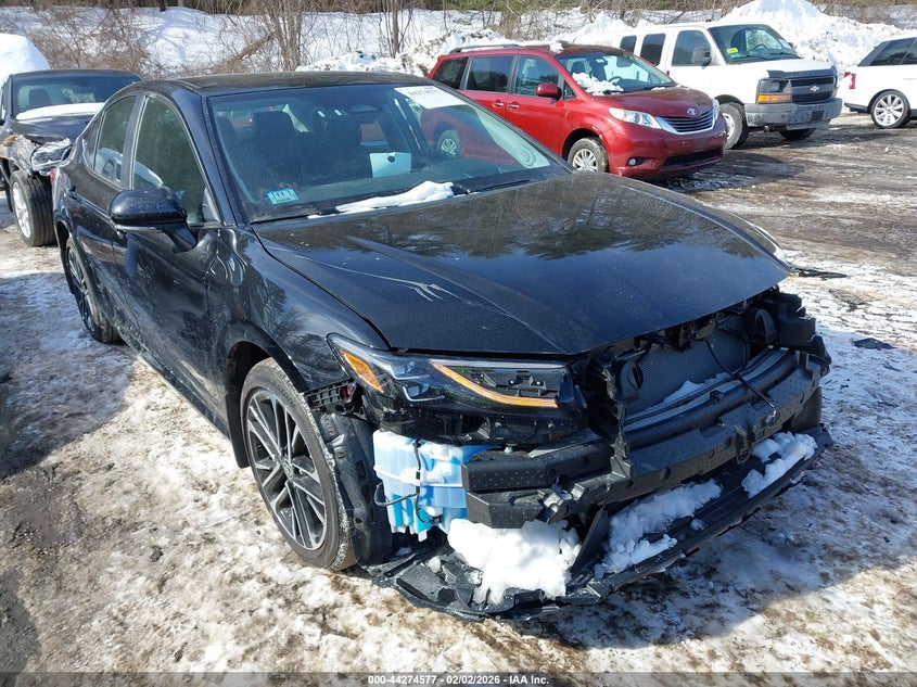 2025 Toyota Camry Xle