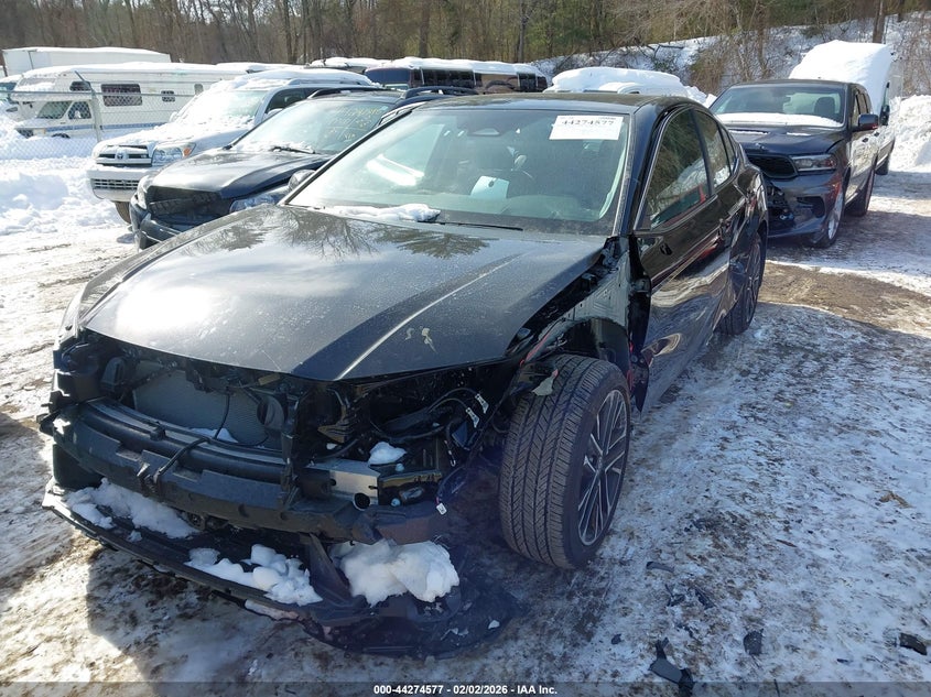 2025 Toyota Camry Xle