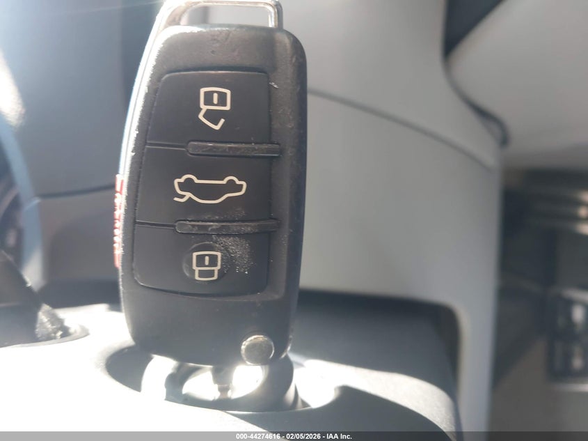 2015 Audi A3 2.0T Premium VIN: WAUBFGFF7F1050454 Lot: 44274616