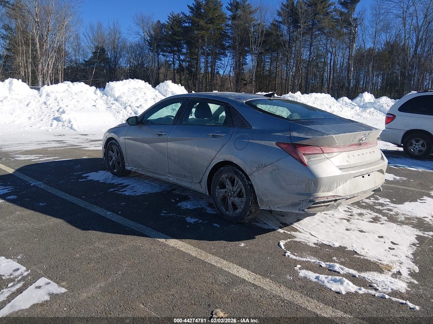 2022 Hyundai Elantra Sel