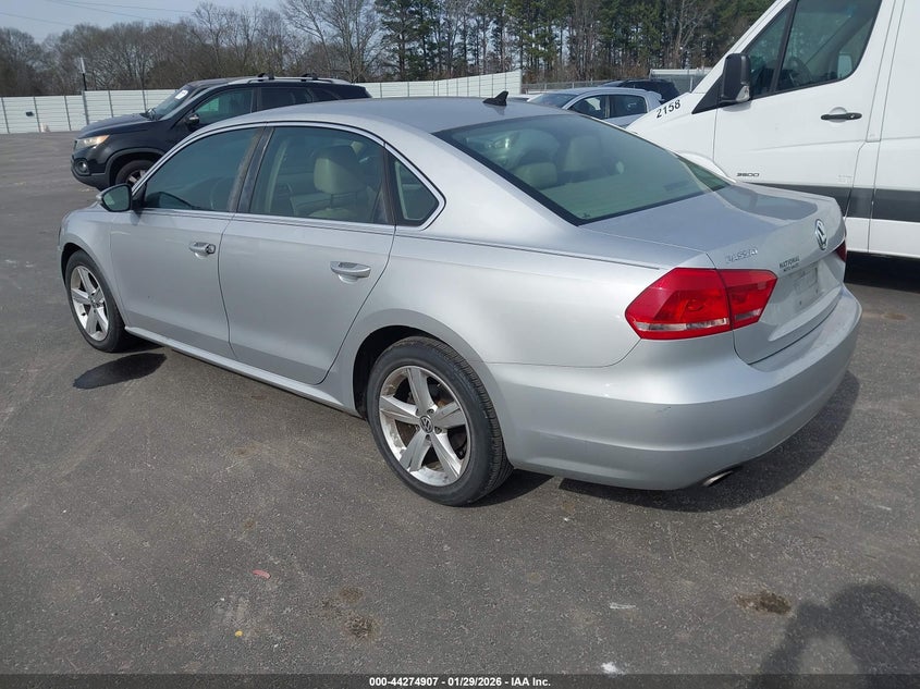 2012 Volkswagen Passat 2.5L Se