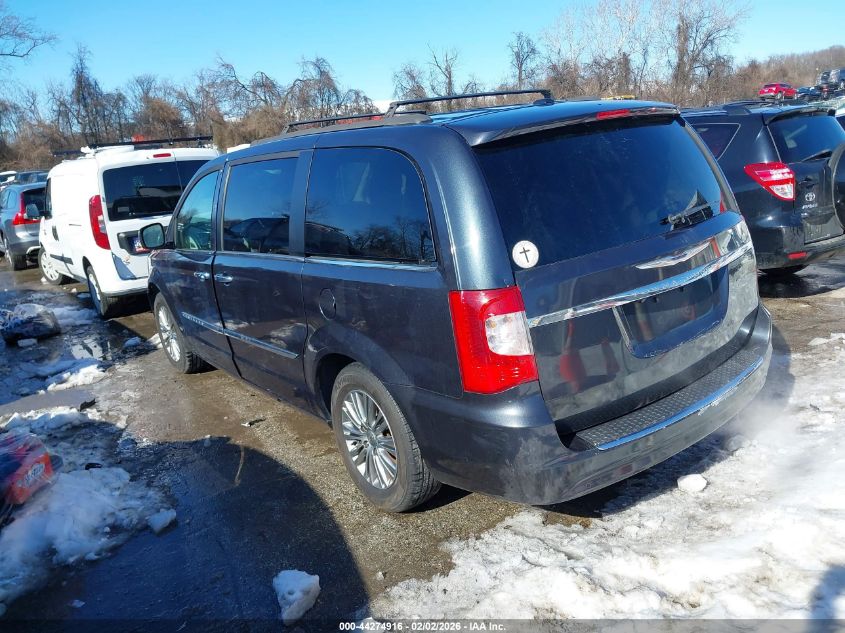 2014 Chrysler Town & Country Touring-L