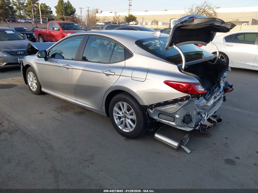 2025 Toyota Camry Le