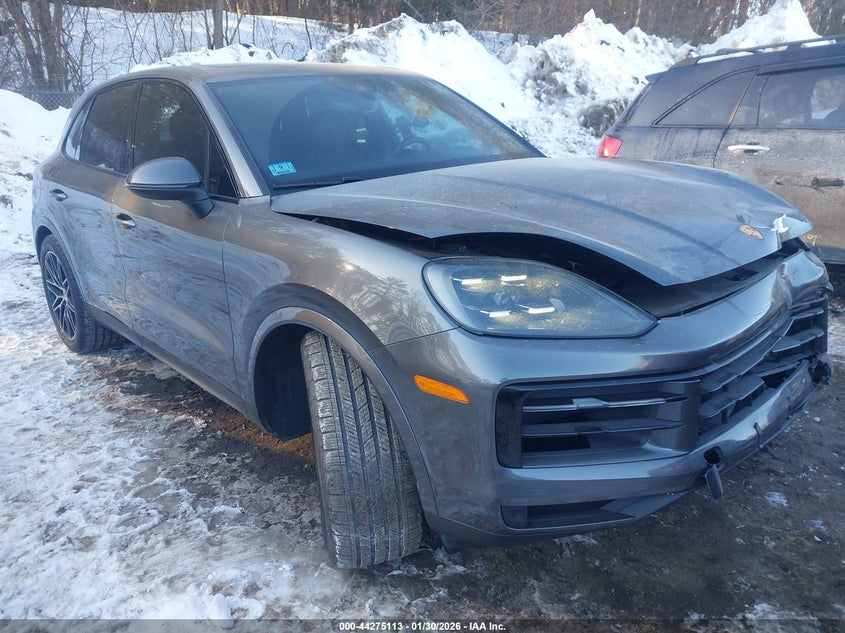 2024 PORSCHE CAYENNE