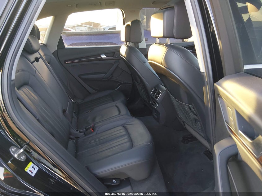 2018 Audi Q5 2.0T Premium/2.0T Tech Premium VIN: WA1BNAFY5J2083809 Lot: 44275315