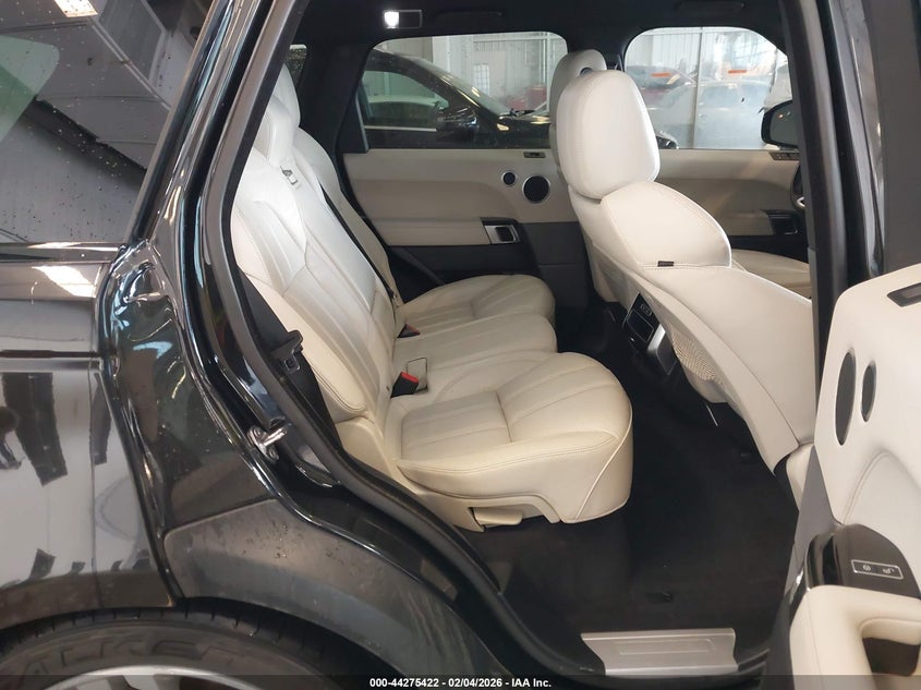 2017 Land Rover Range Rover Sport 3.0L V6 Supercharged Hse VIN: SALWR2FV1HA174396 Lot: 44275422