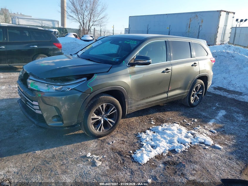 2018 Toyota Highlander Le