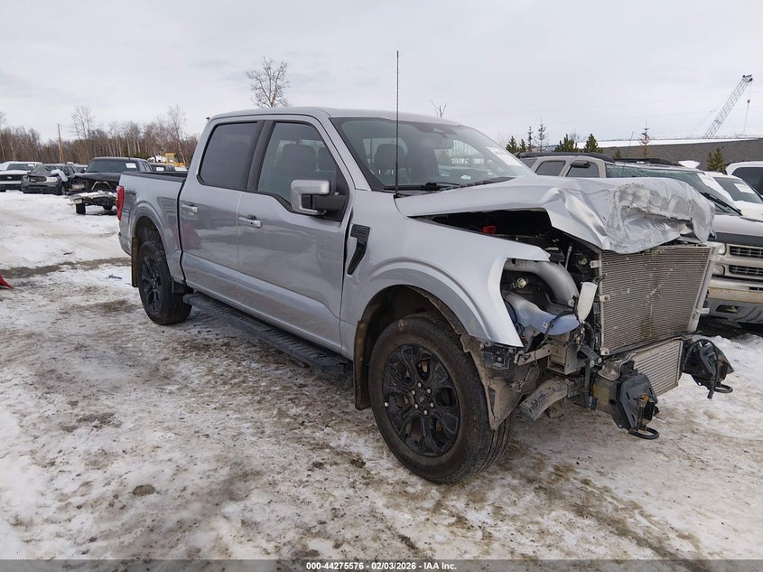 FORD F-150 LARIAT 2023