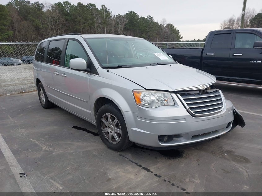 Vin: 2a4rr5d19ar503590, lot: 44771902, chrysler town & country touring 20101