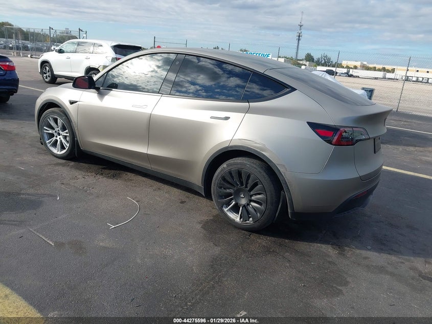 VIN 7SAYGAEE5PF673793 2023 TESLA MODEL Y AWD/LONG RANGE DUAL MOTOR ALL-WHEEL DRIVE