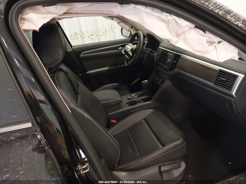 2022 Volkswagen Atlas 2.0T Se