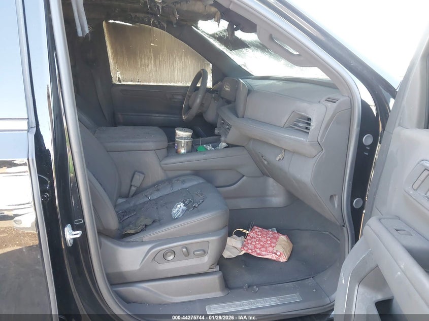 2025 Chevrolet Suburban 2Wd Lt