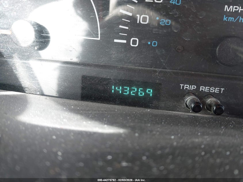 1999 Dodge Grand Caravan VIN: 2B4GP24GXXR226234 Lot: 44275792