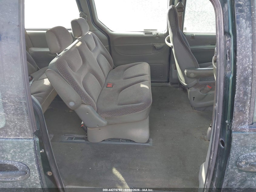 1999 Dodge Grand Caravan VIN: 2B4GP24GXXR226234 Lot: 44275792