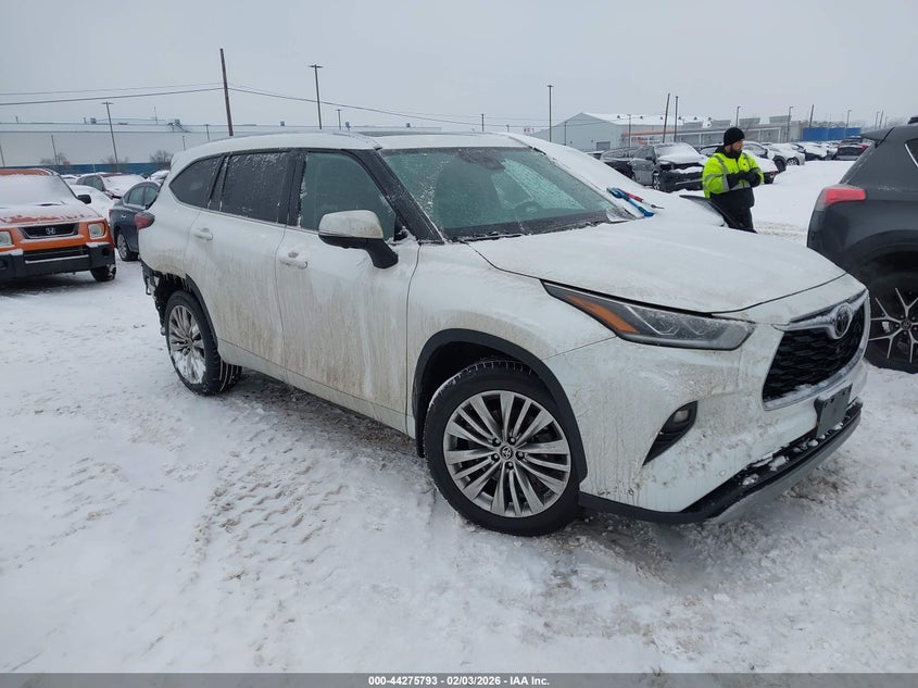 2024 Toyota Highlander Platinum