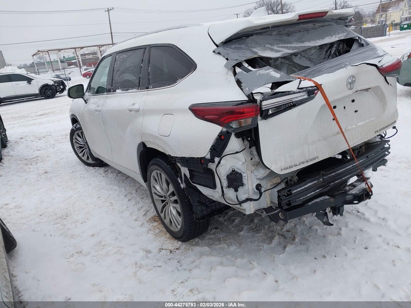 2024 Toyota Highlander Platinum
