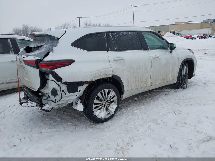 2024 Toyota Highlander Platinum