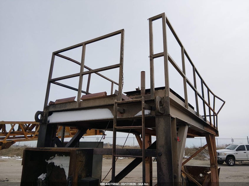 2000 * AMERICAN EAGLE STACKER 836-435 auction photo 5