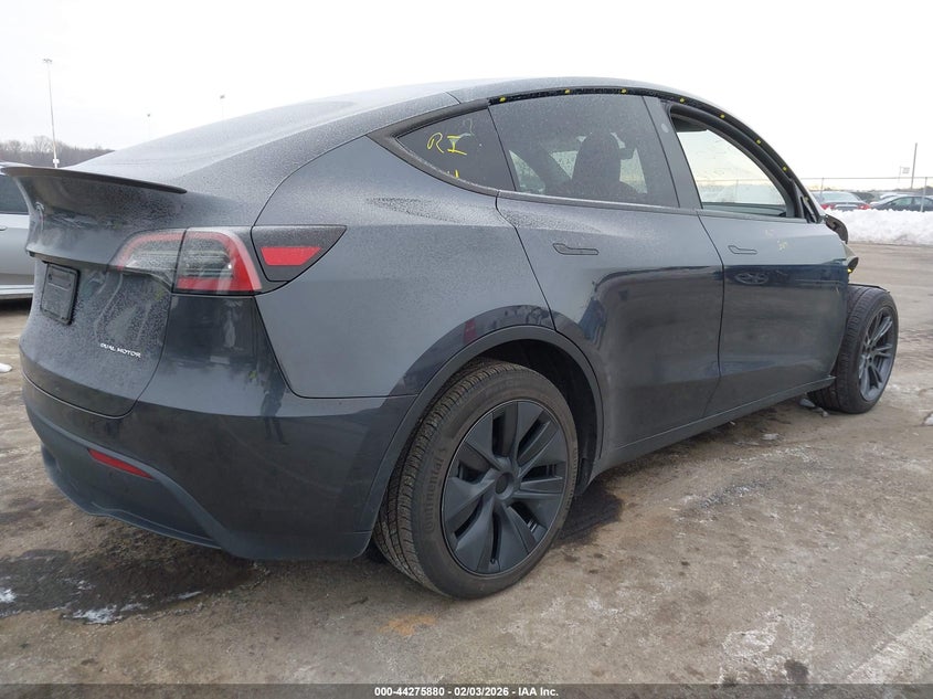 2024 Tesla Model Y Long Range Dual Motor All-Wheel Drive