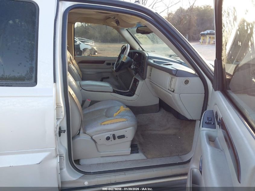 2003 Cadillac Escalade Standard