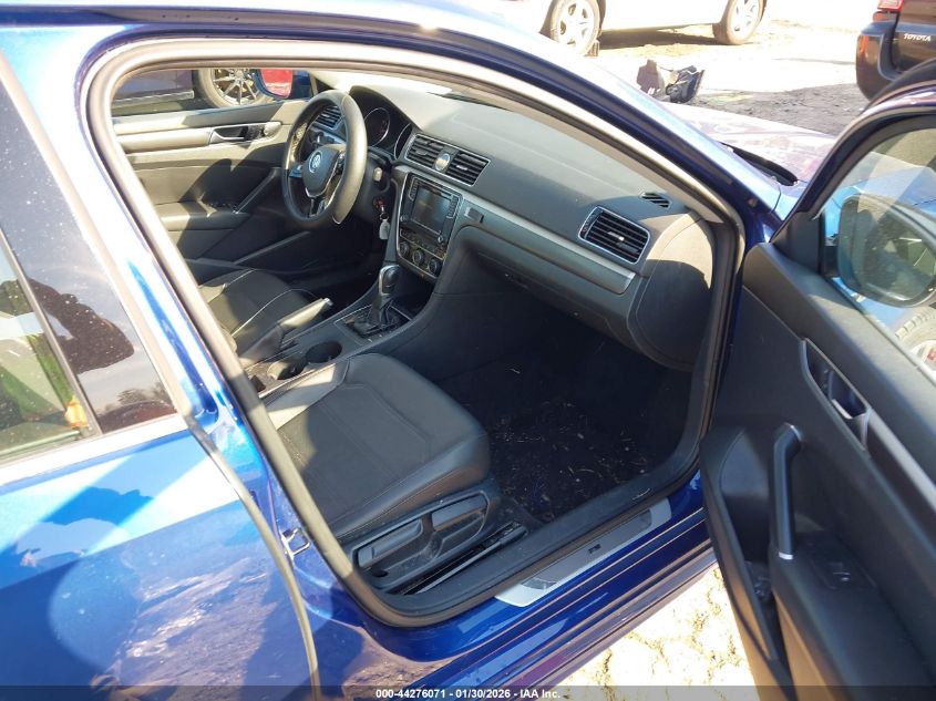 2017 Volkswagen Passat 1.8T R-Line