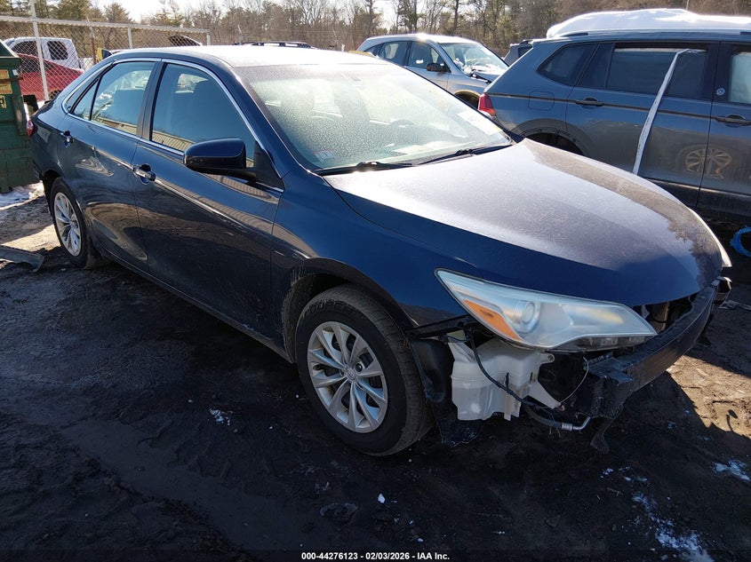2016 Toyota Camry Le