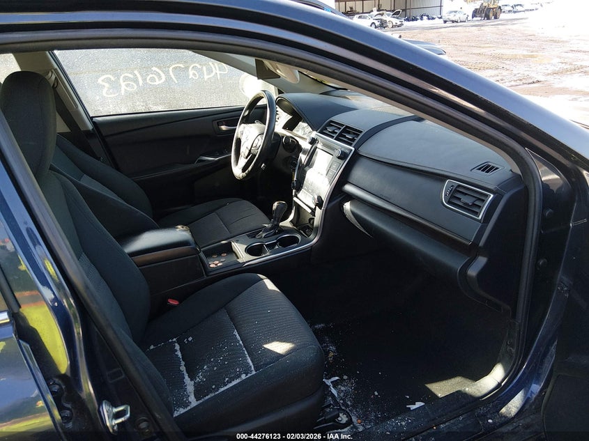 2016 Toyota Camry Le