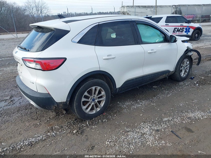 2020 Ford Escape Se