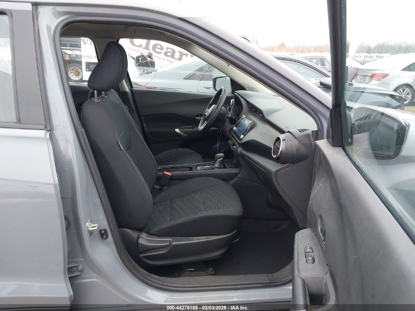 2022 Nissan Kicks Sv Xtronic Cvt