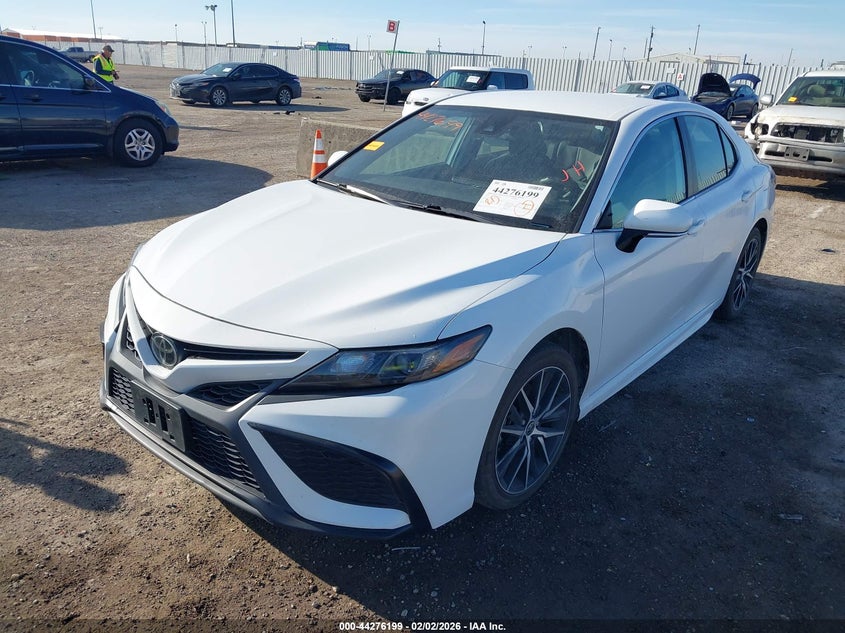 2022 Toyota Camry Se